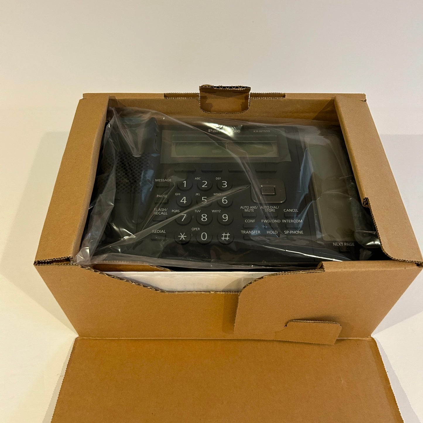 New Panasonic 24-Button Black IP POE Speakerphone - KX-NT553