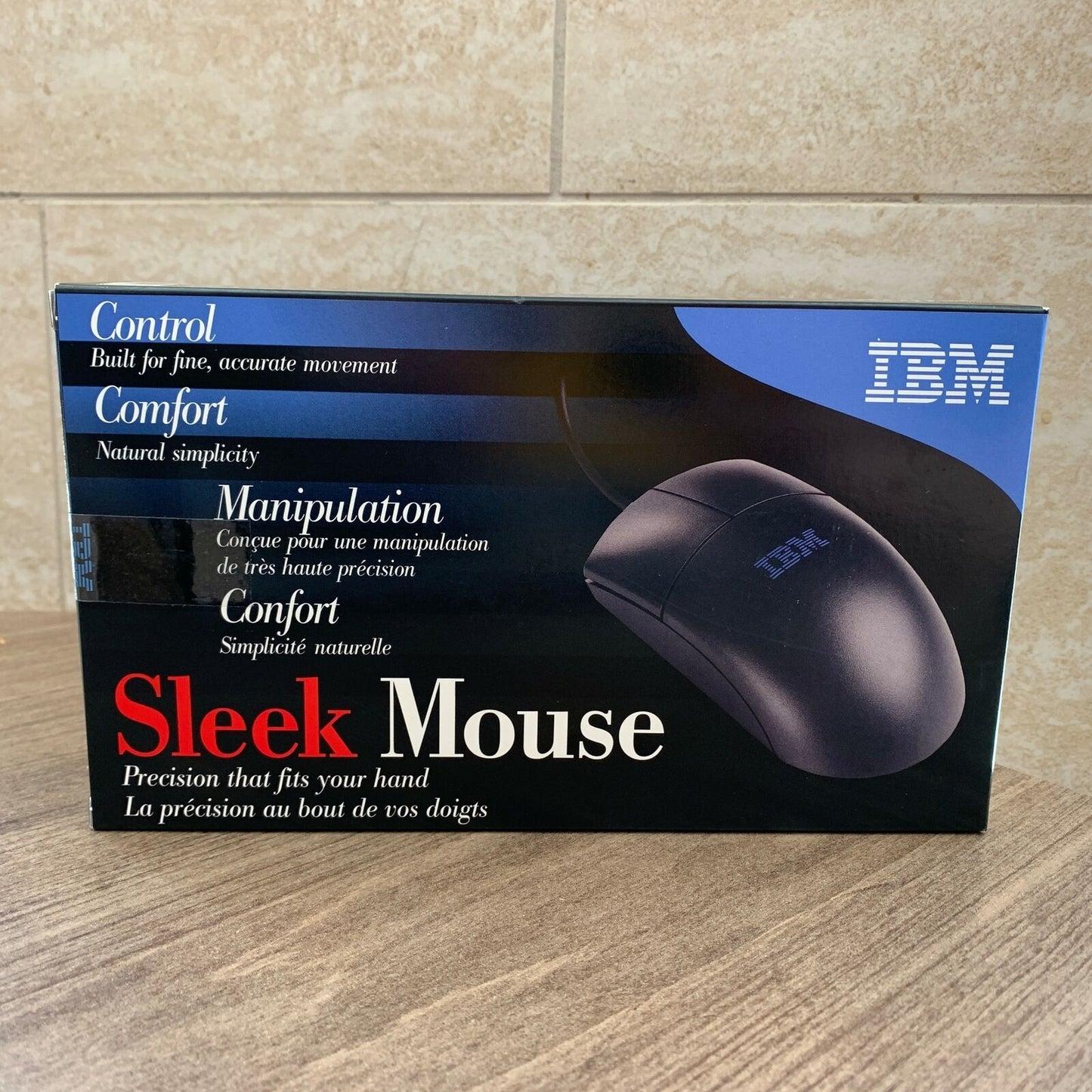 New Vintage IBM 2 Button PS2 Sleek Mouse - 28L3673