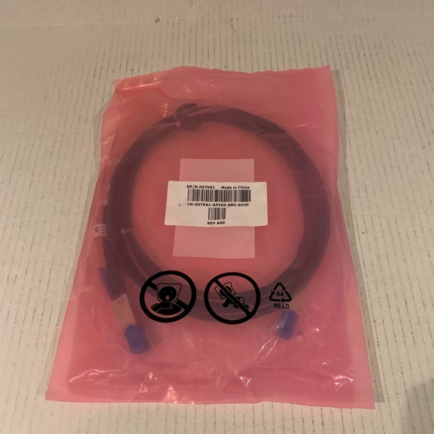 Dell 12gb 6ft SFF-8644 to SFF-8644 External HD Mini SAS Cable - 0GYK61