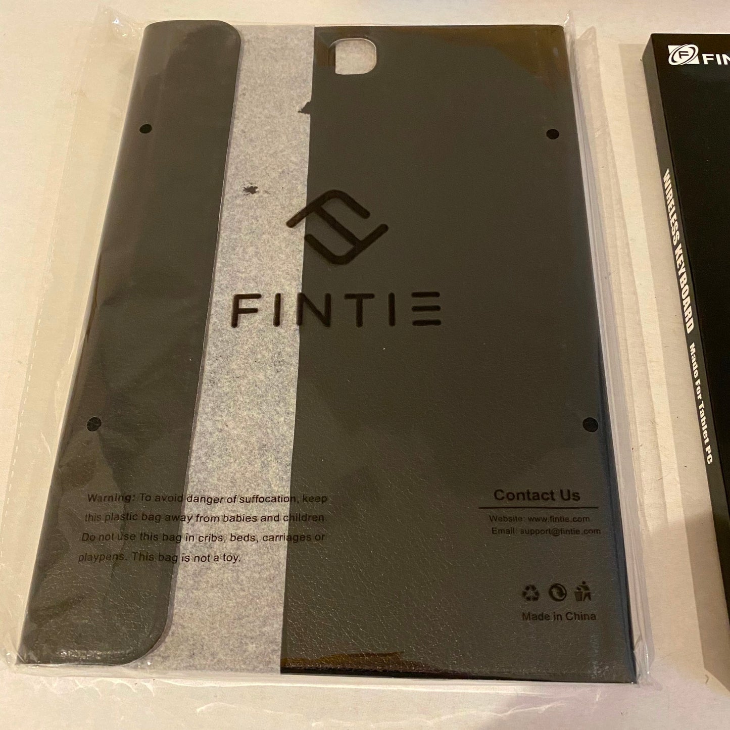 Fintie Black Keyboard Case for Samsung Tab S2 9.7