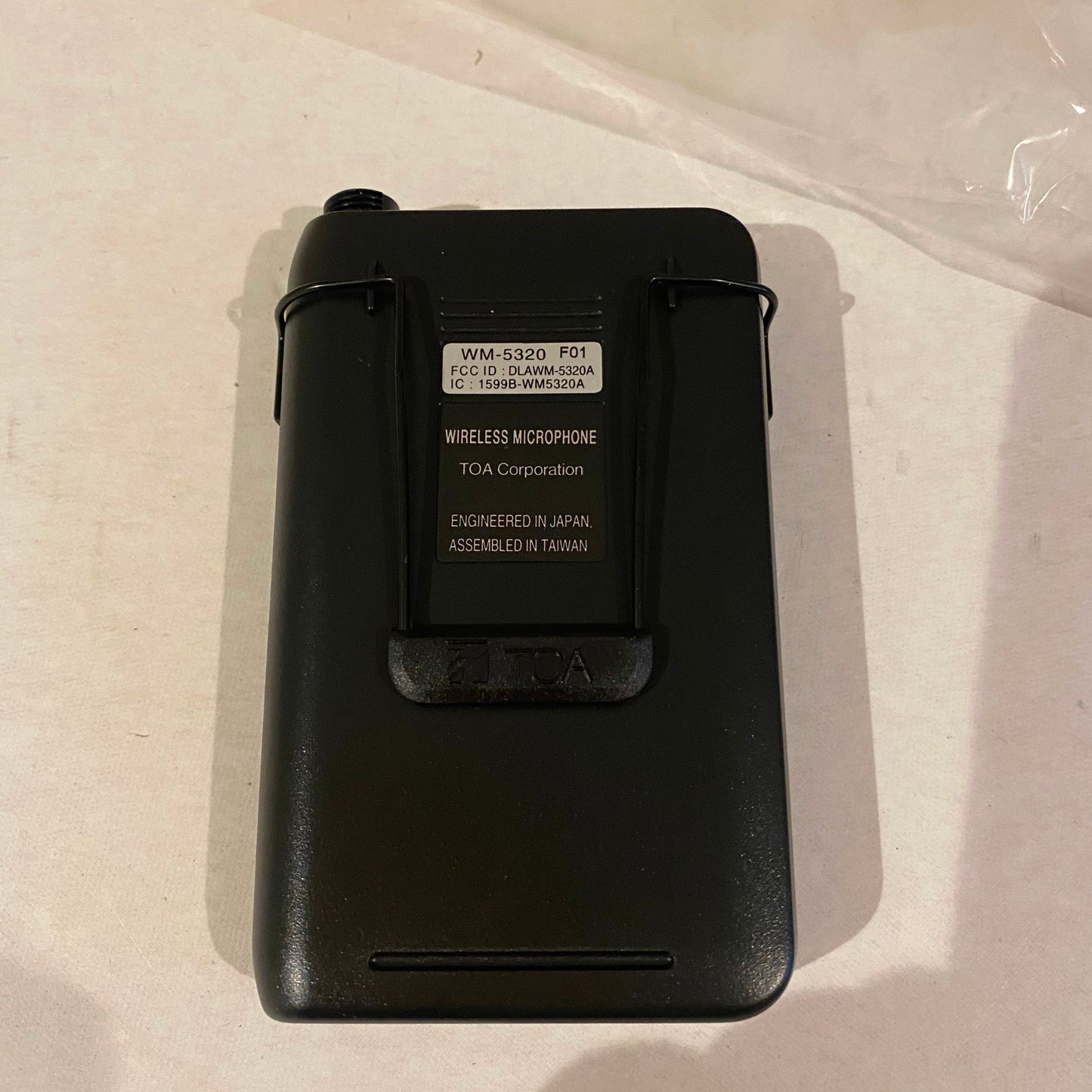 TOA UHF Headset Microphone & Wireless Transmitter - WM-5320A