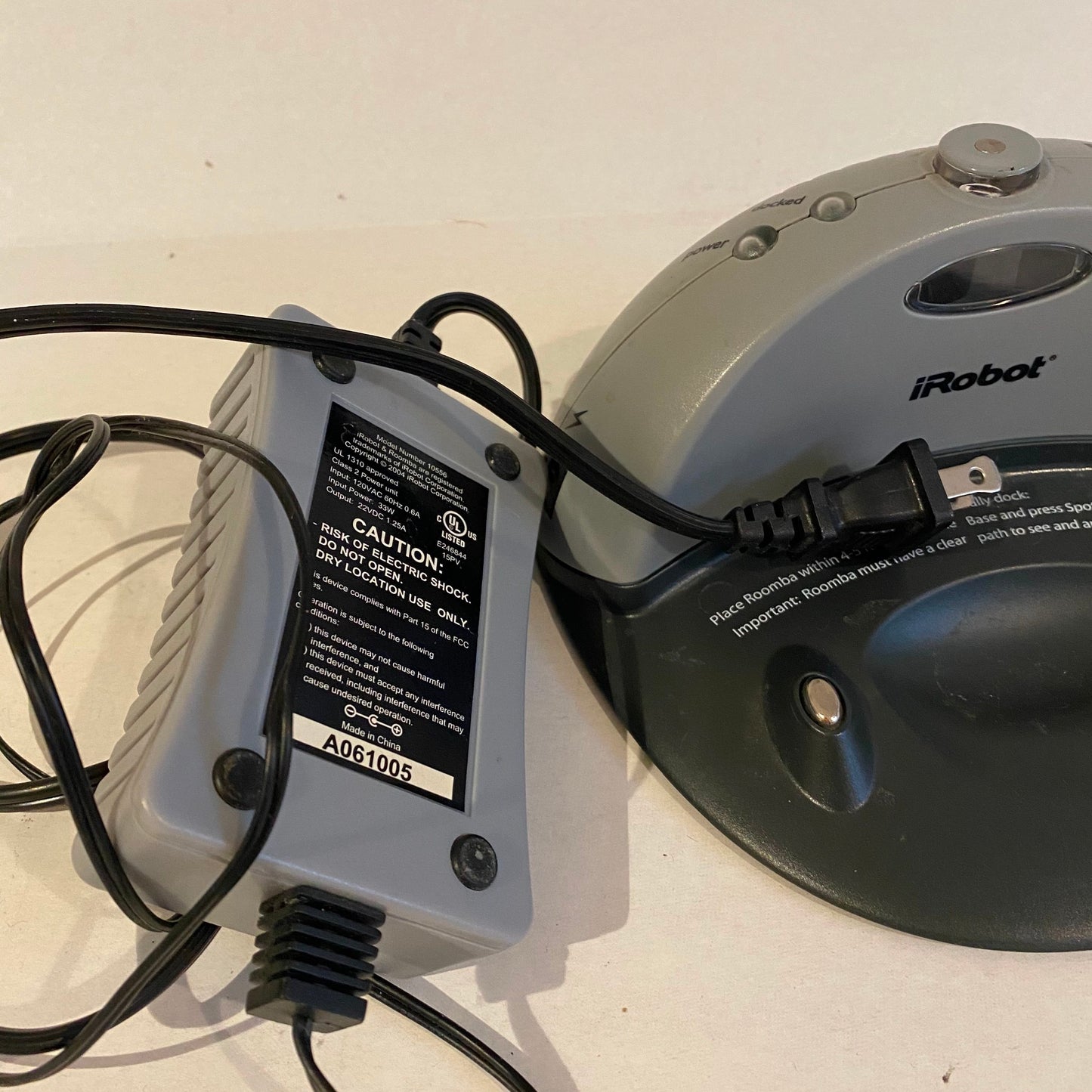 Roomba Discovery Charging Dock and AC Adapter