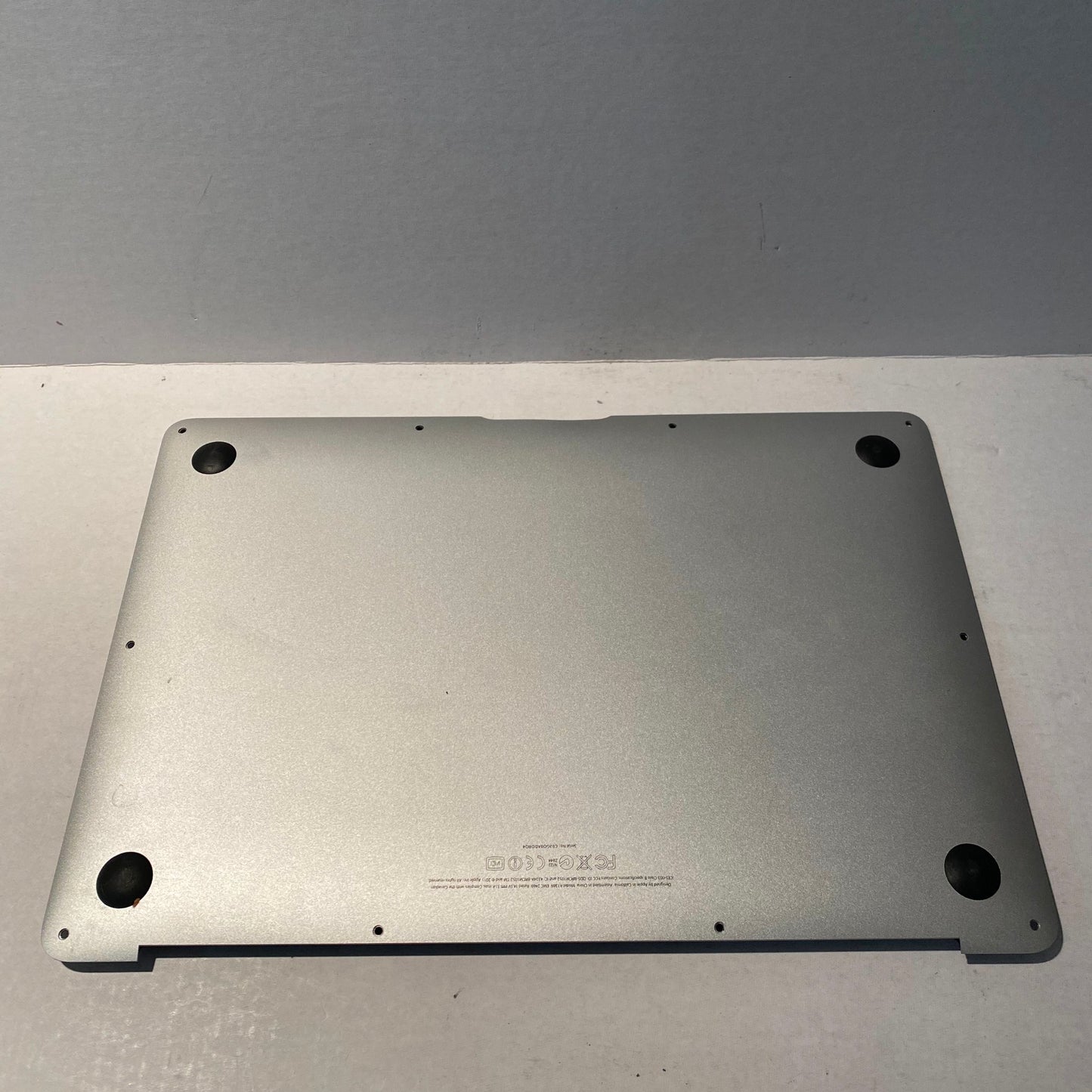 13" Apple MacBook Air (Mid-2011) Bottom Plate