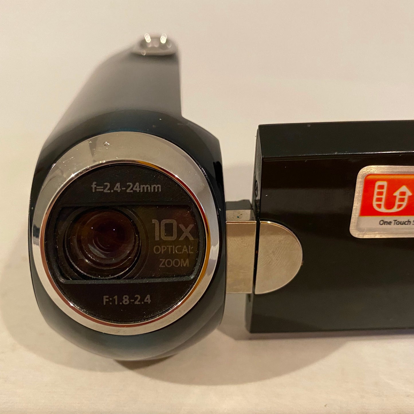 Samsung 10X Digital Camcorder - SMX-C10LP