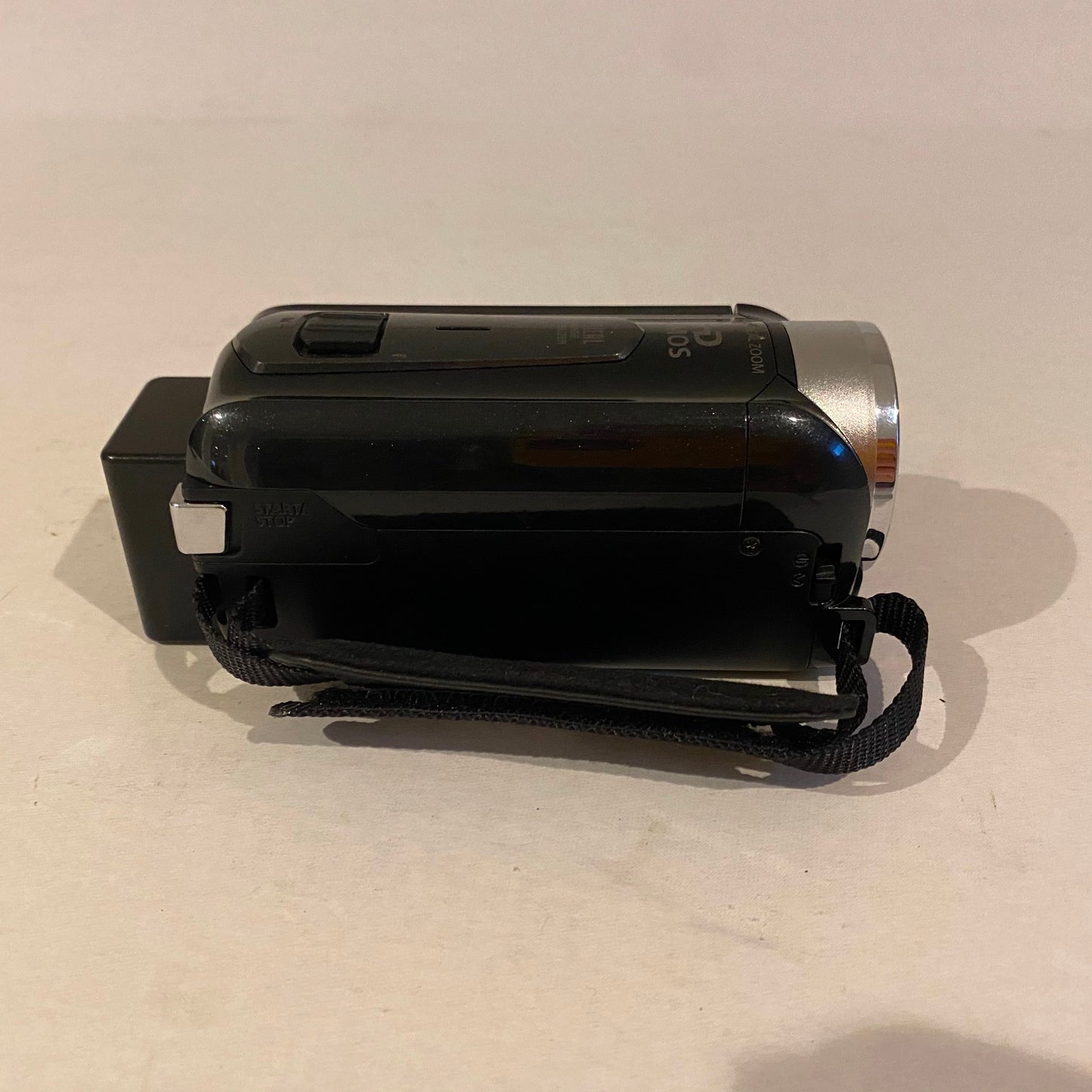 Canon Vixia HD Flash Memory Camcorder - HF R400