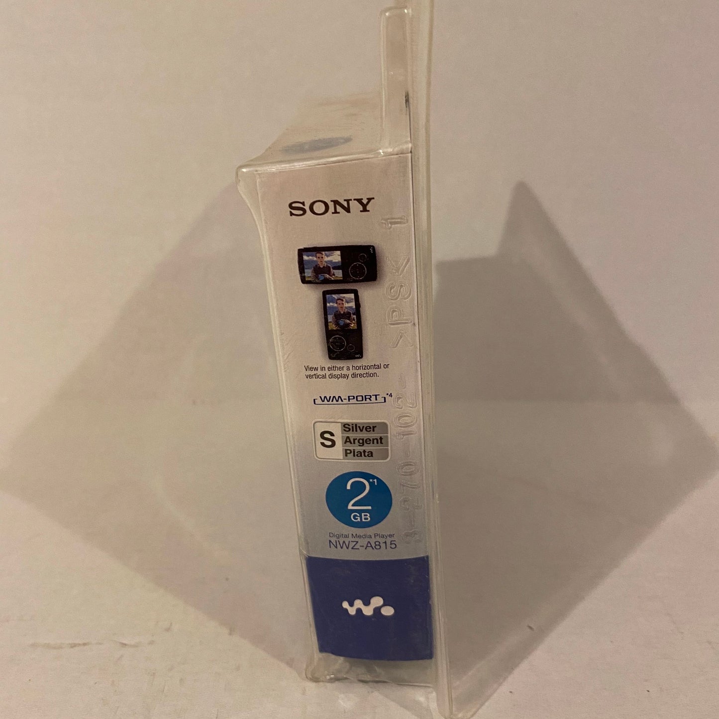 New Vintage Sony 2GB Digital Media Player Silver - NWZ-A815