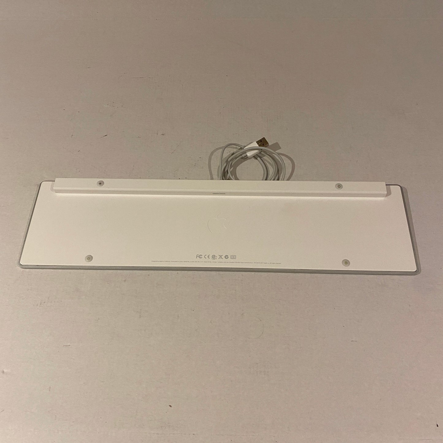 Apple Wired Keyboard with Numeric Keypad & USB Ports - A1243