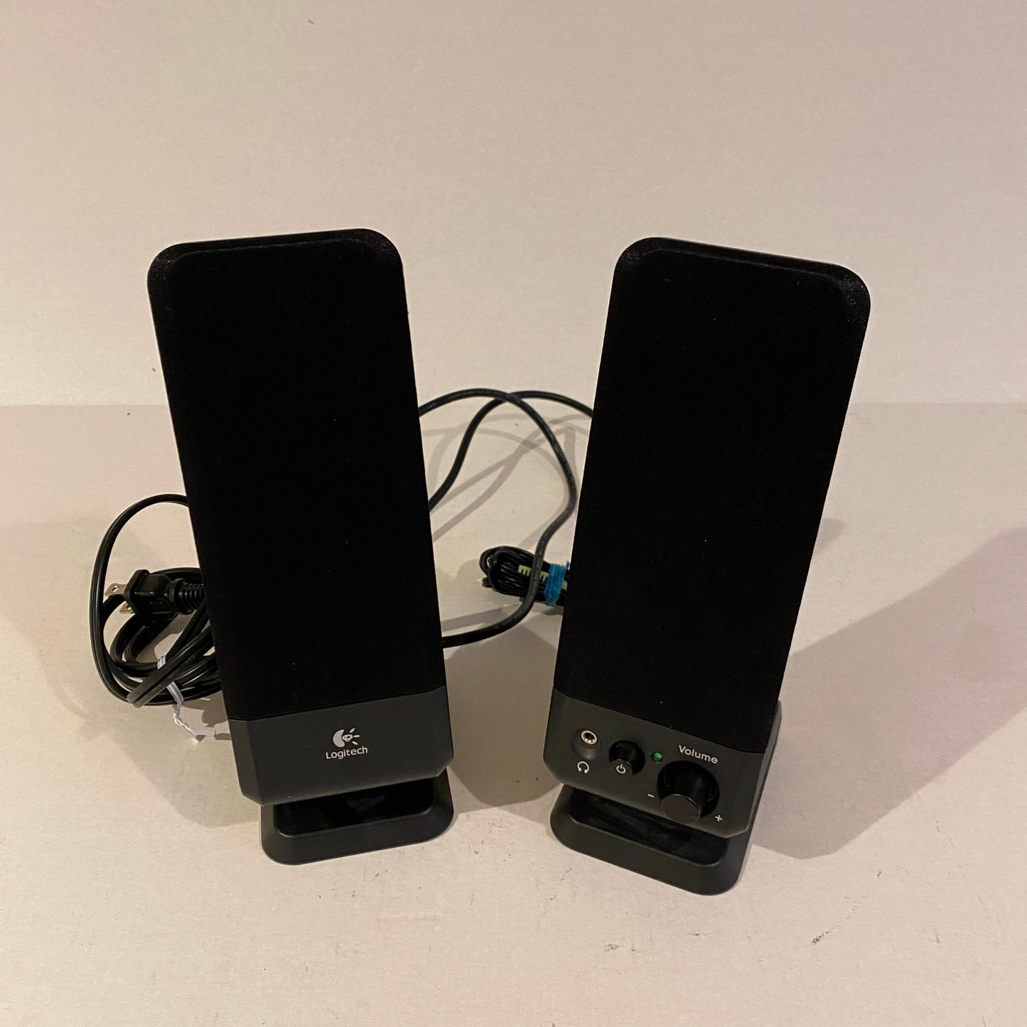 Logitech Computer Speakers - S-0152A1