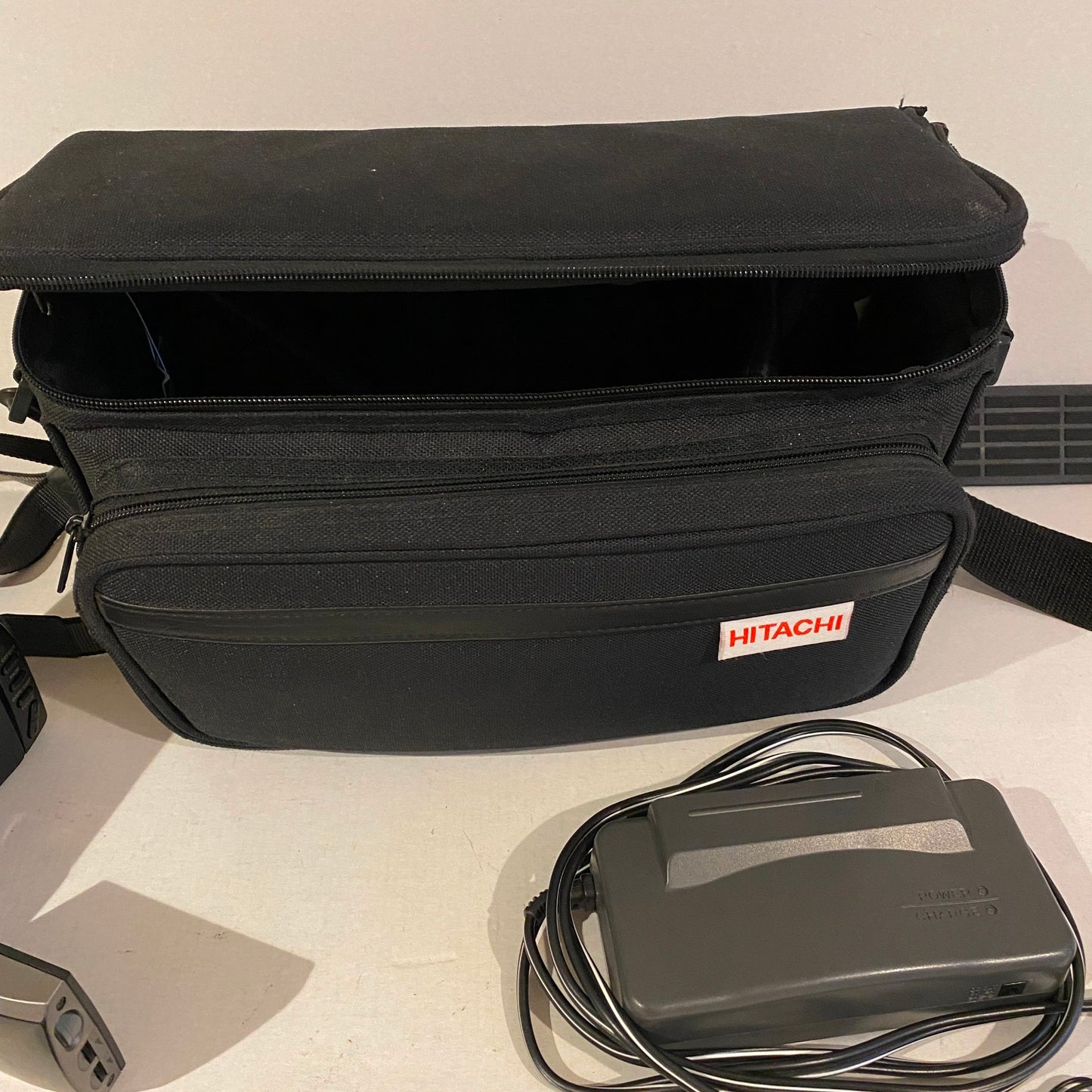 Hitachi Analog 8mm Camcorder - VM-535LA