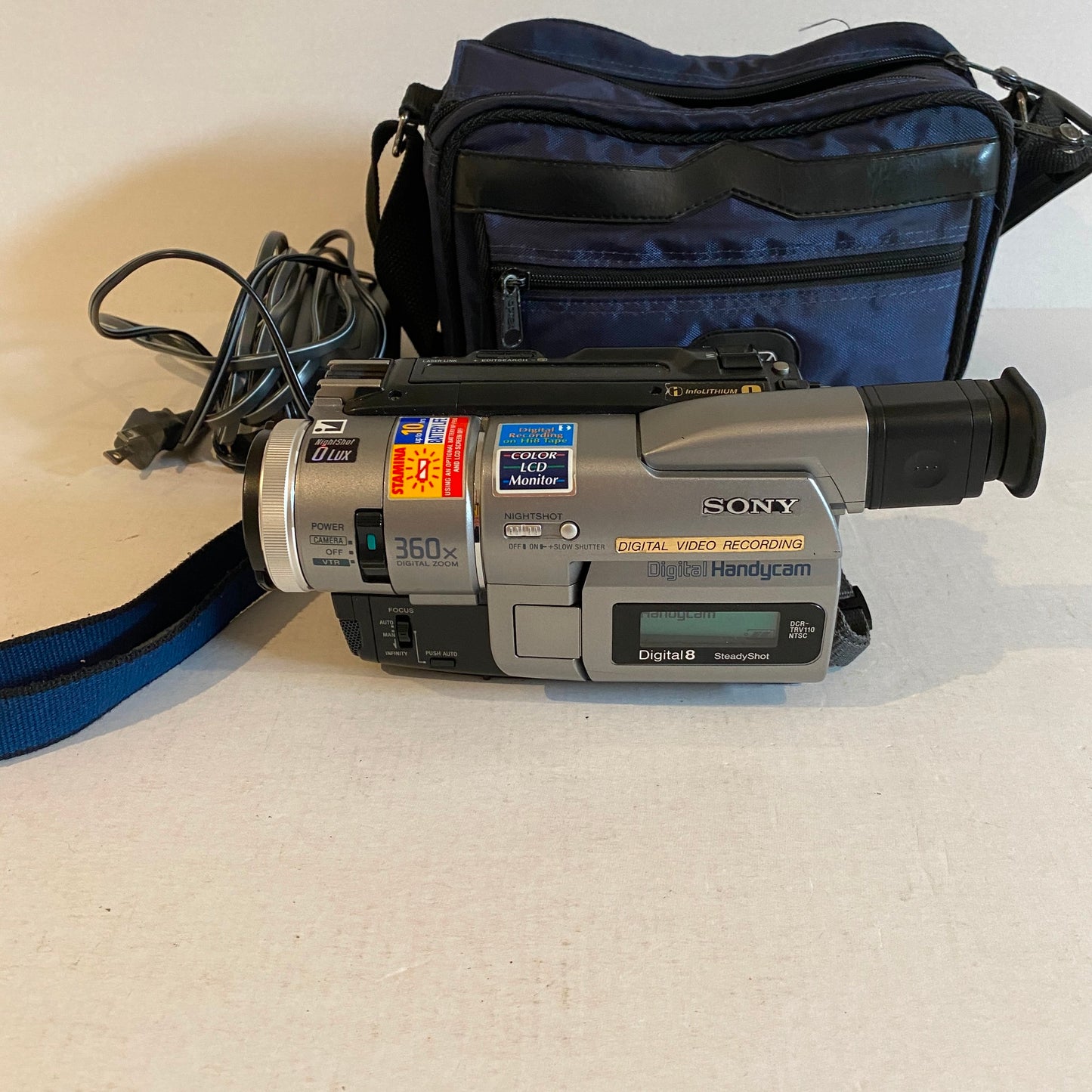 Sony Digital 8 Handycam - DCR TVR-110