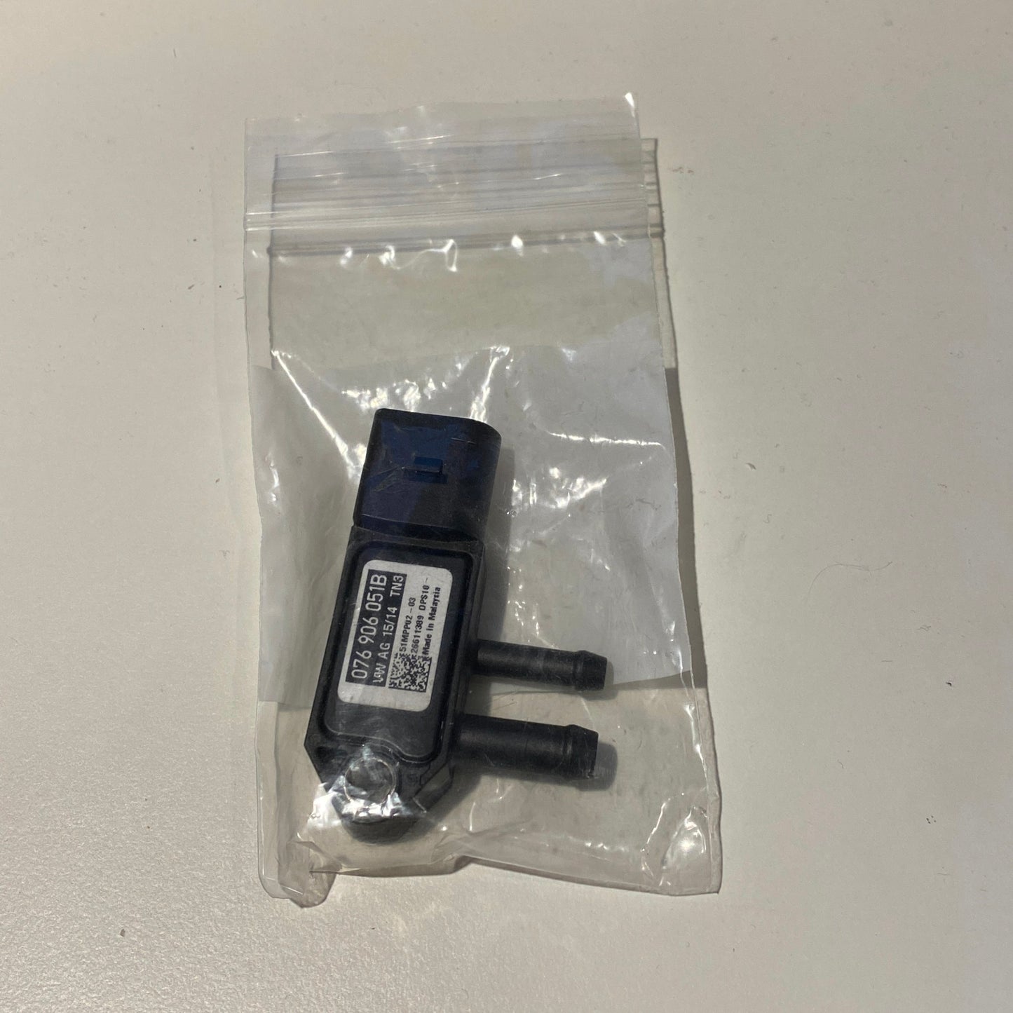 VW Exhaust Gas Pressure Sensor, OEM - 076906051B