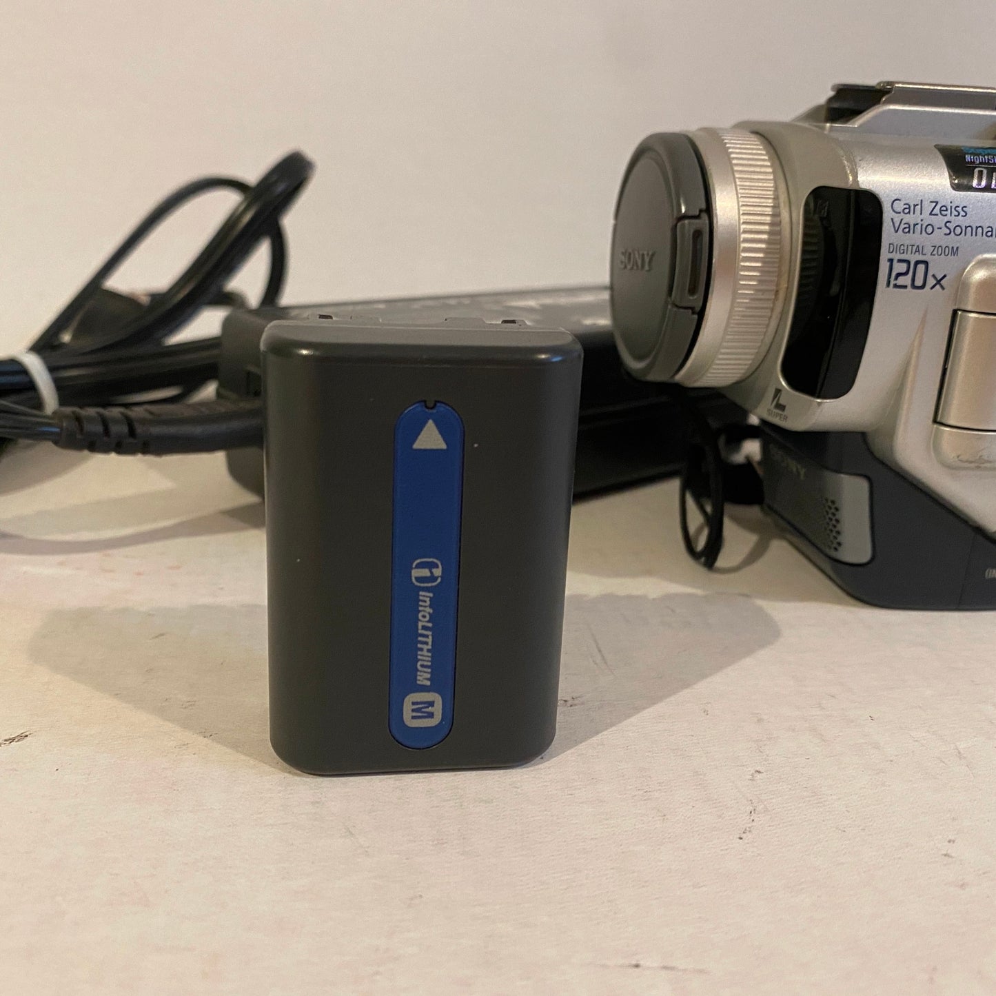 Sony MiniDV Digital Handycam - DCR-TRV17