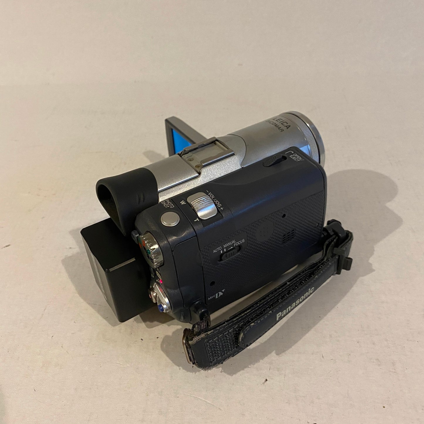Panasonic Mini DV Camcorder - PV-GS120