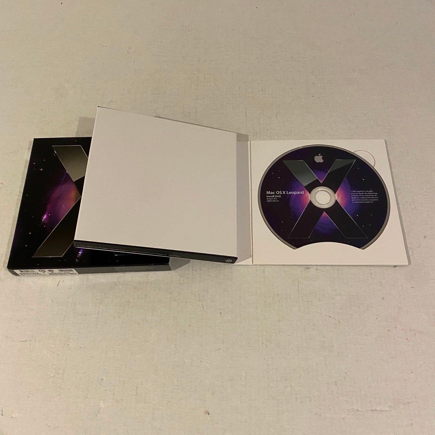 Vintage Apple OSX Leopard Install DVD