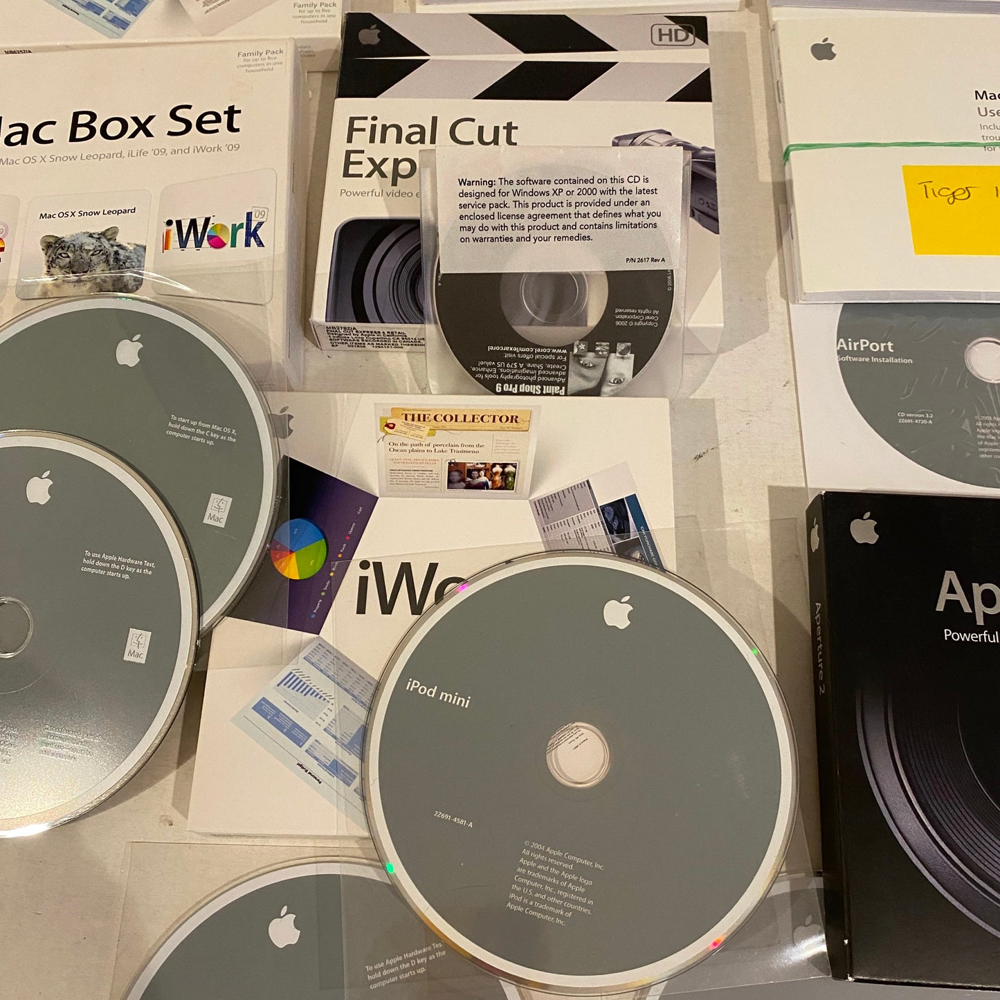 Vintage Apple Mac Disc Lot