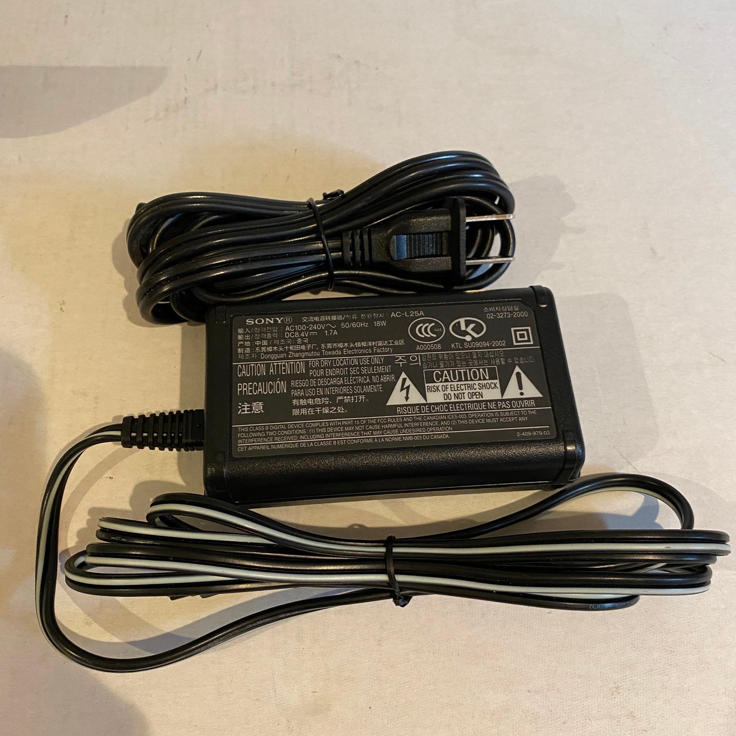 Sony Digital HD MiniDV Handycam - HDR-HC7
