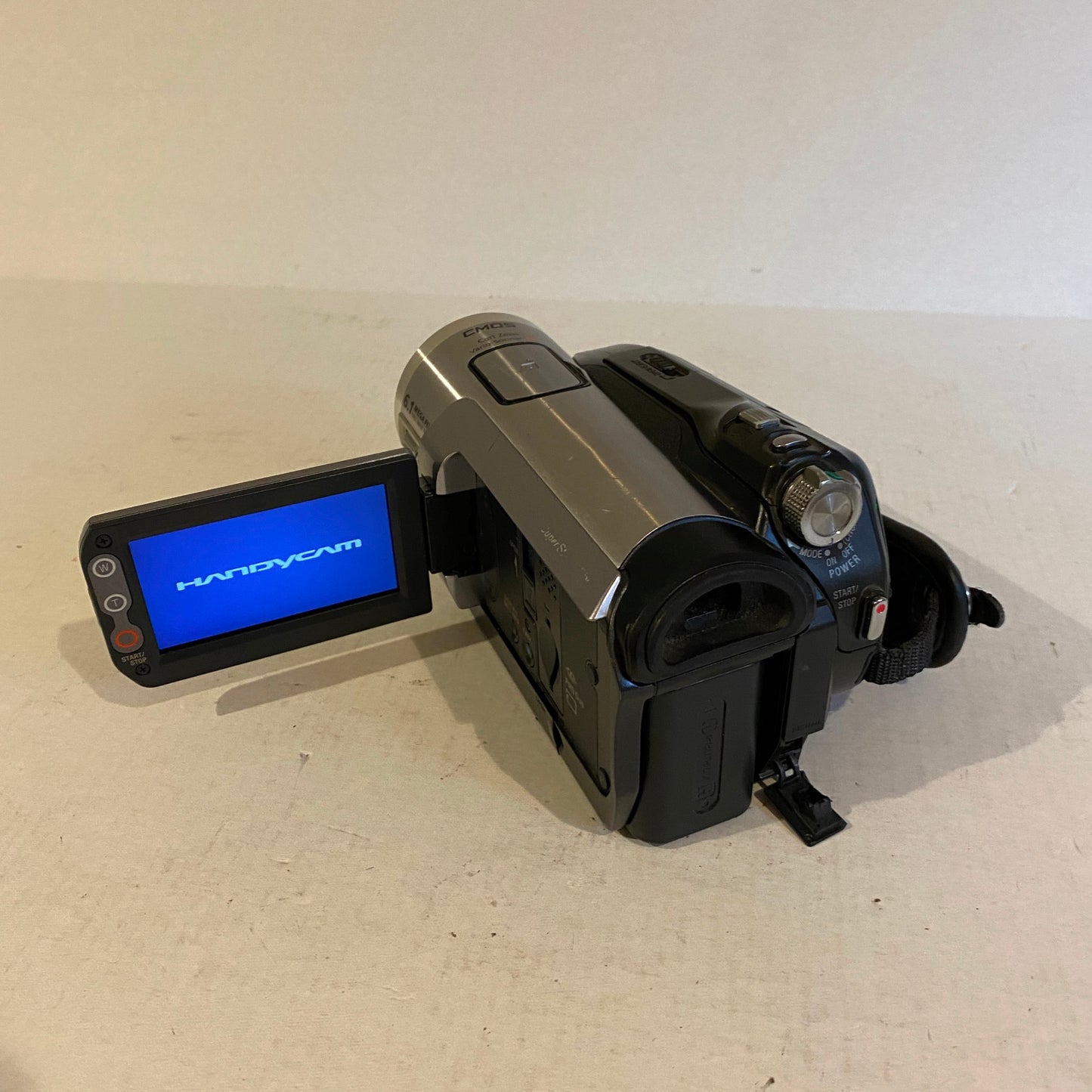 Sony Digital HD MiniDV Handycam - HDR-HC7