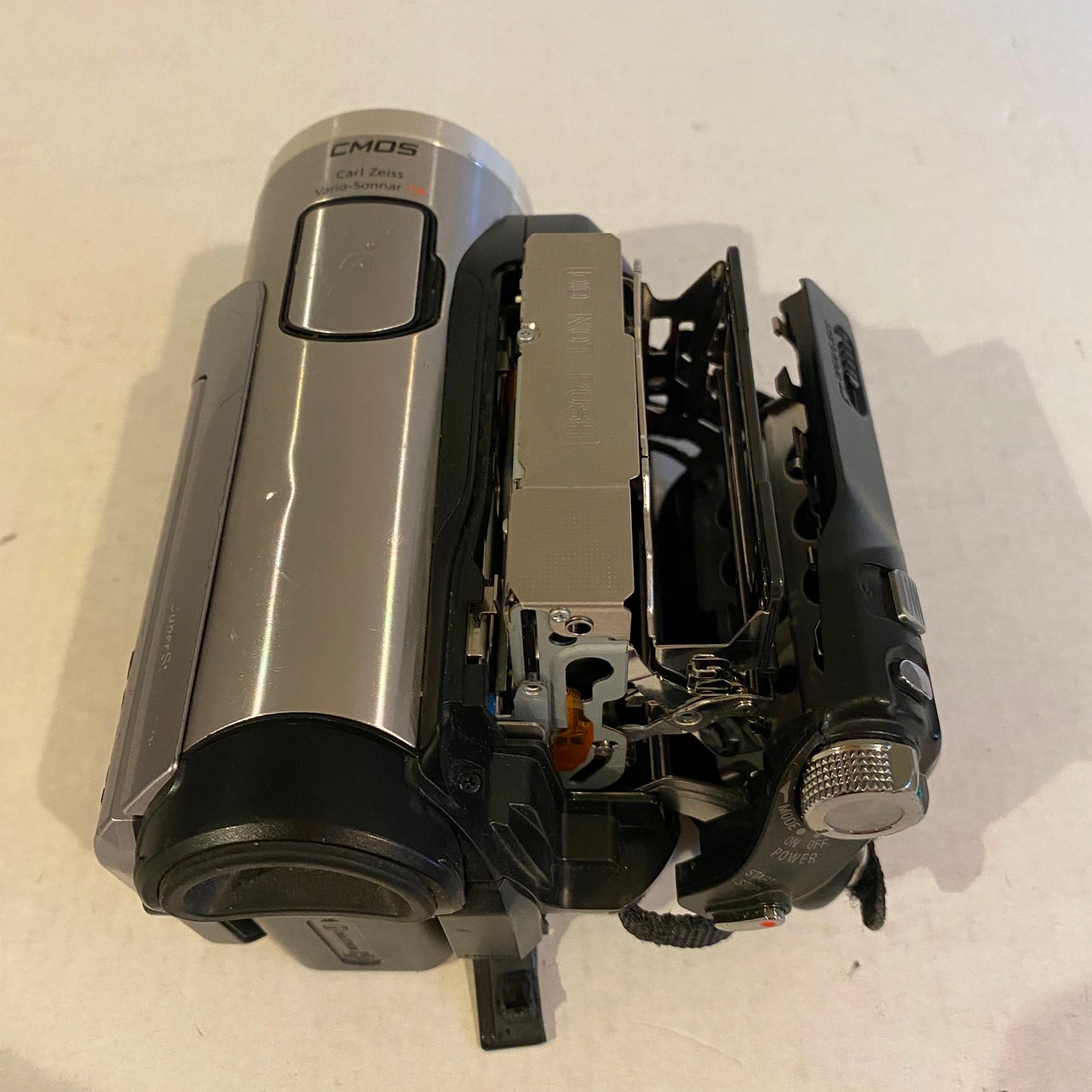 Sony Digital HD MiniDV Handycam - HDR-HC7