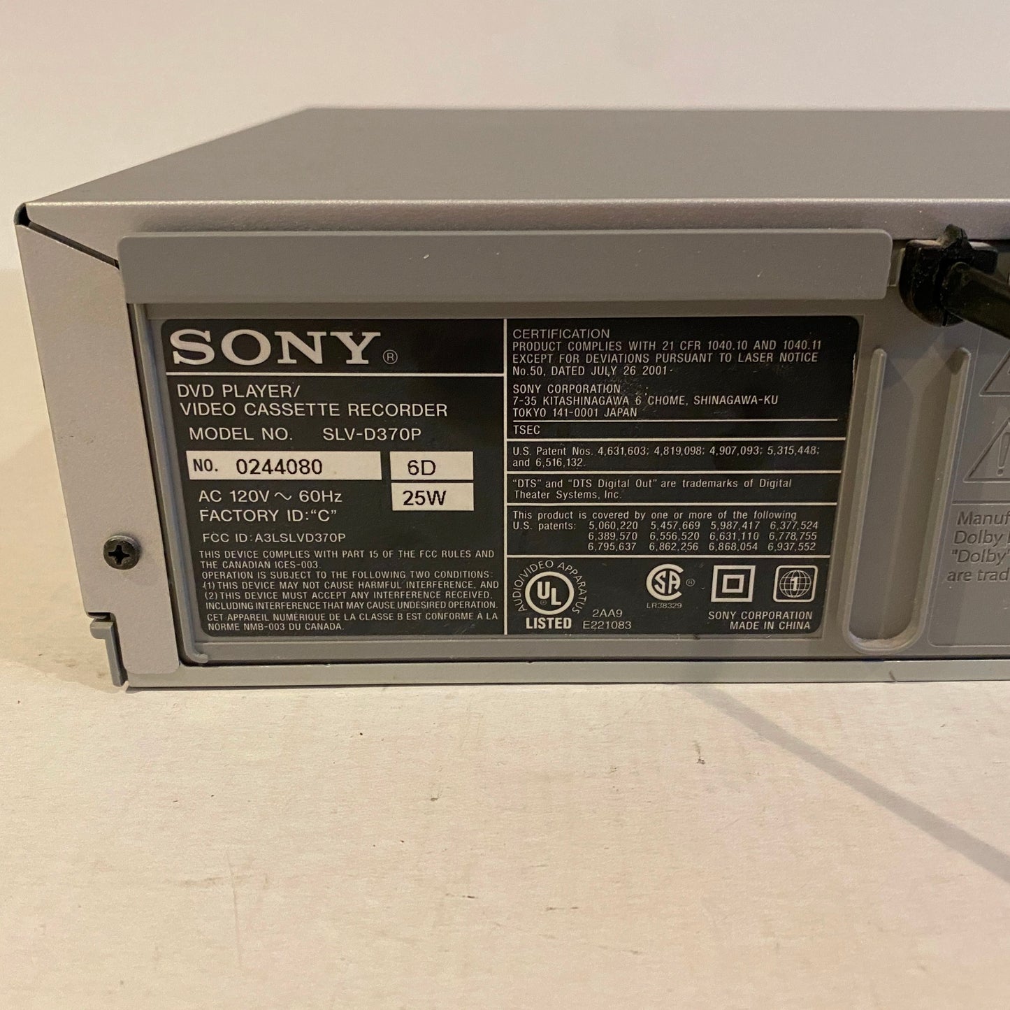 Sony VHS DVD Analog Combo Player with Remote - SLV-D370P