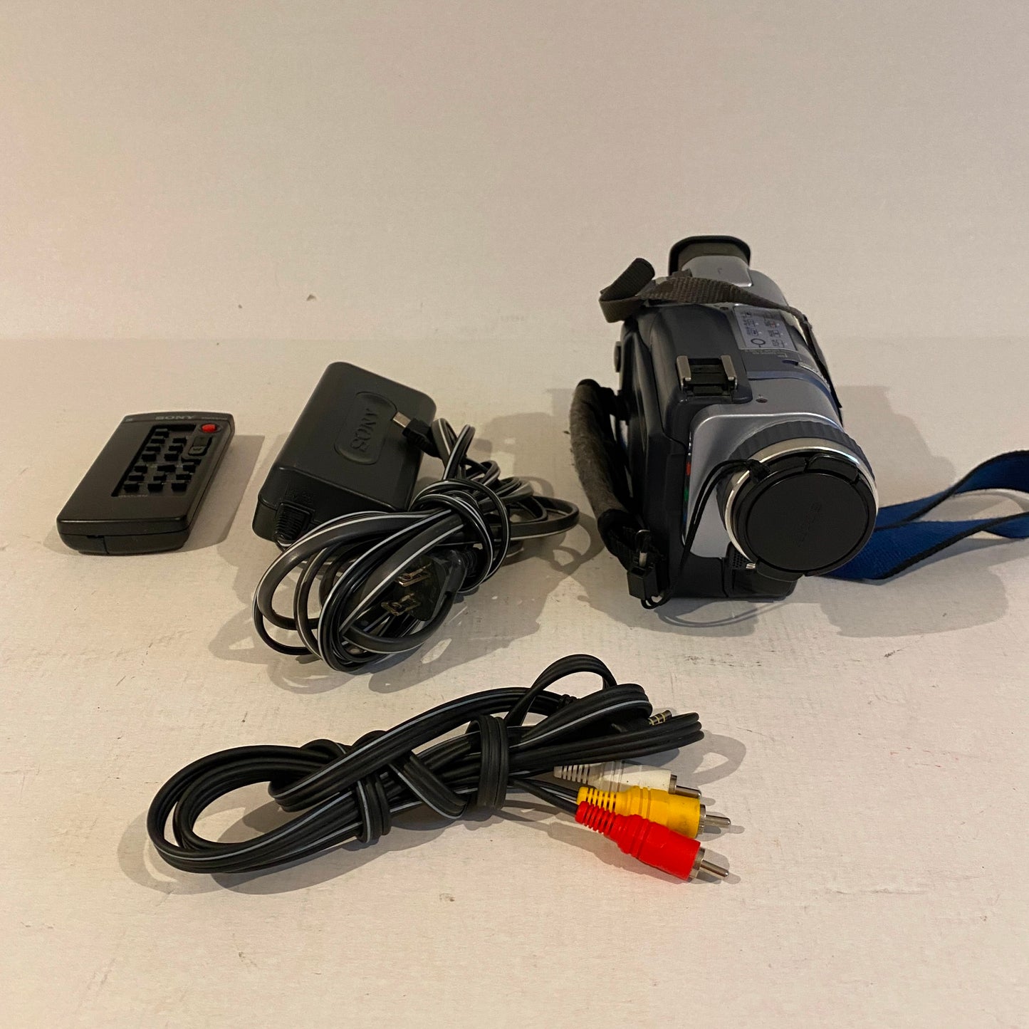 Sony NTSC Digital8 Handycam Camcorder - DCR-TRV340