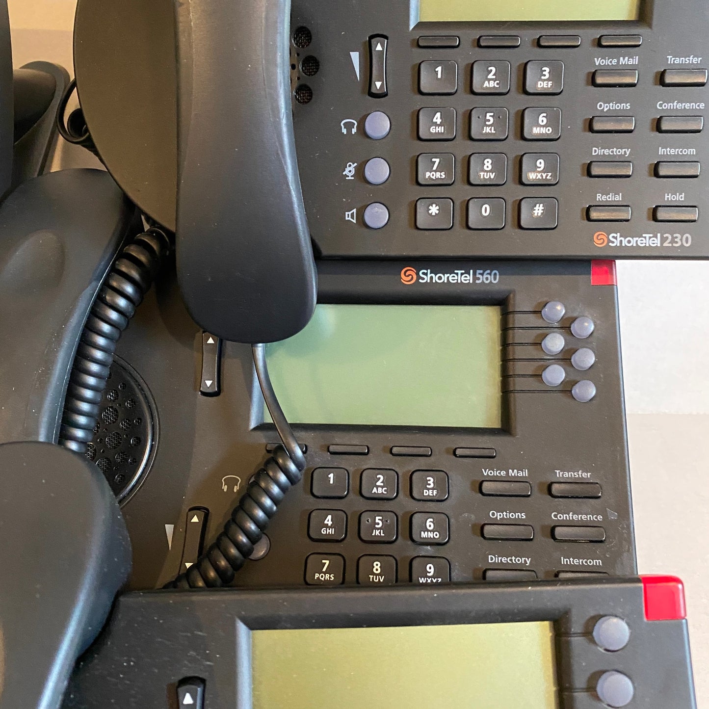 Lot of 9x ShoreTel 230 Phones and 1x Shoretel 560