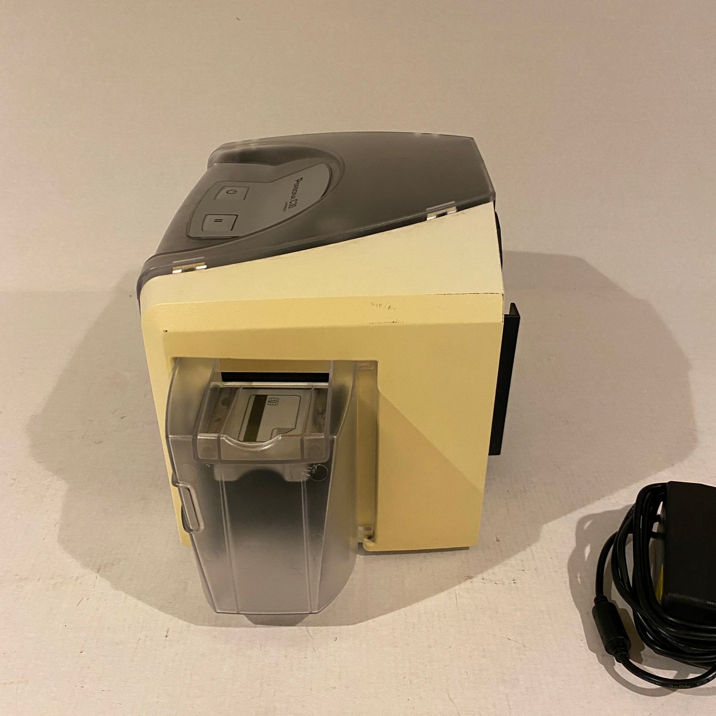Fargo Persona c30 Card Printer - 044400