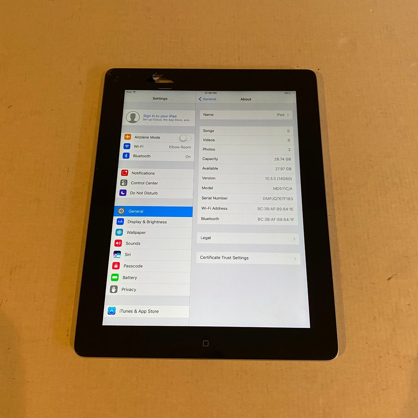 As is: Apple iPad Wi-Fi 4th Gen 32GB Black - MD511C/A - A1458 - Cracked corner