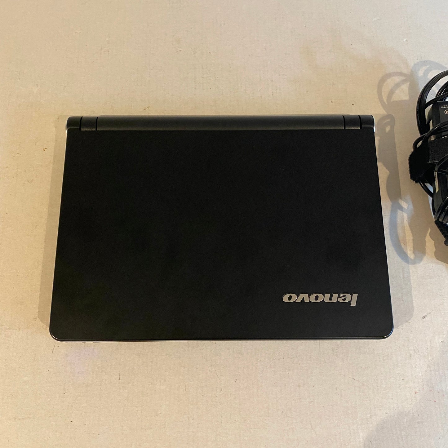 Lenovo 10.2-Inch IdeaPad S10 Netbook Computer - 11G3G