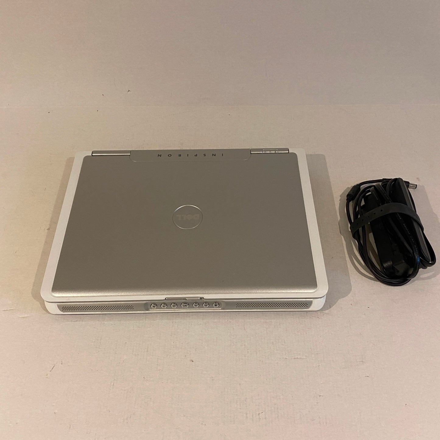For Parts - Vintage Dell Inspiron 6400 Laptop No HDD