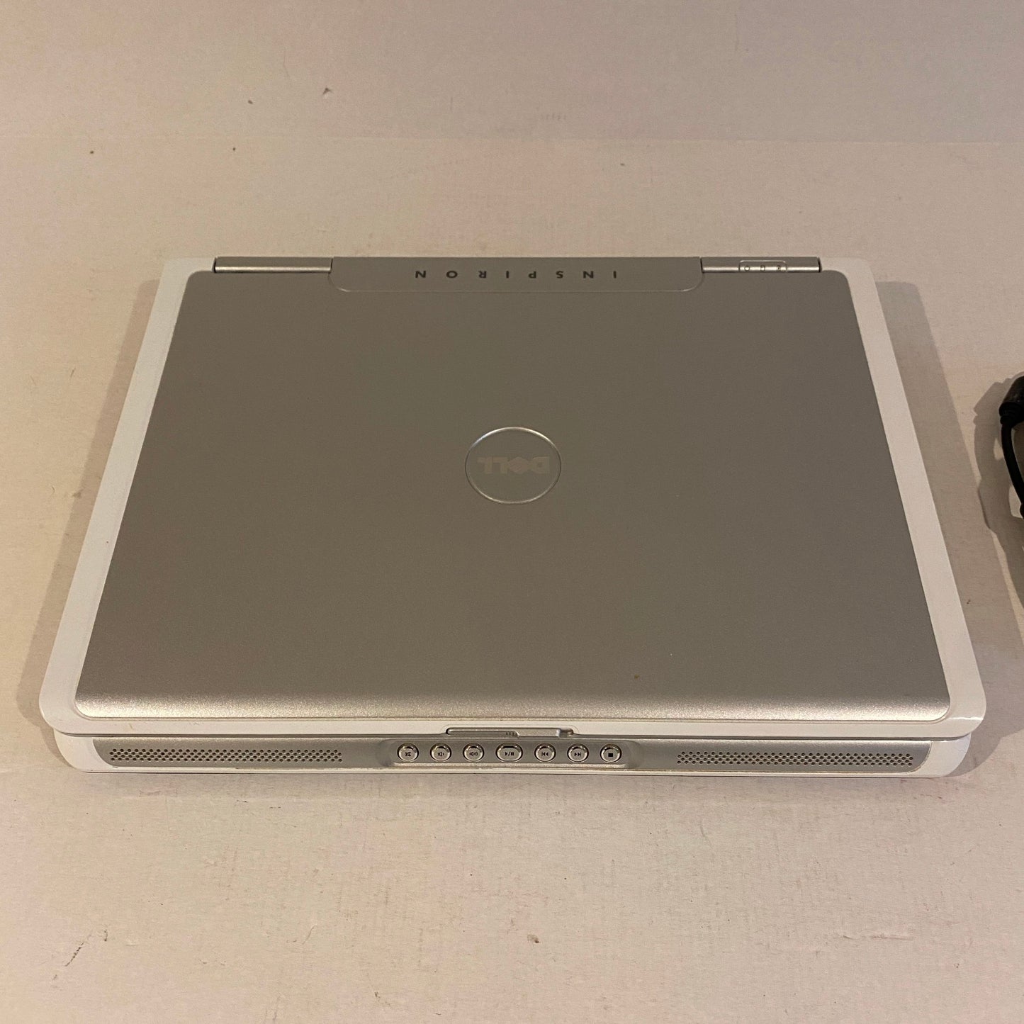 For Parts - Vintage Dell Inspiron 6400 Laptop No HDD