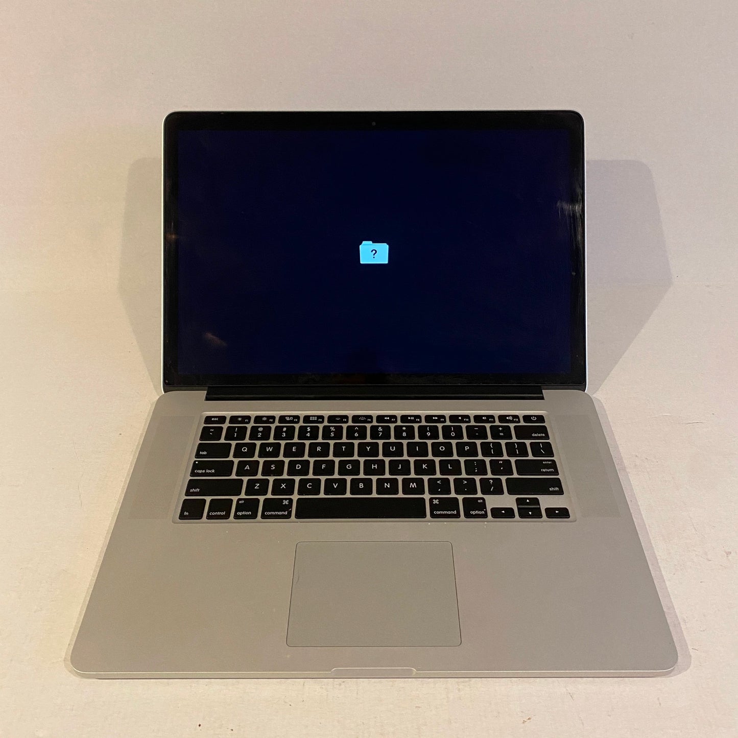 For Repair - 2013 15" Core i7" 2.8 Ghz Macbook Pro Retina - No HDD