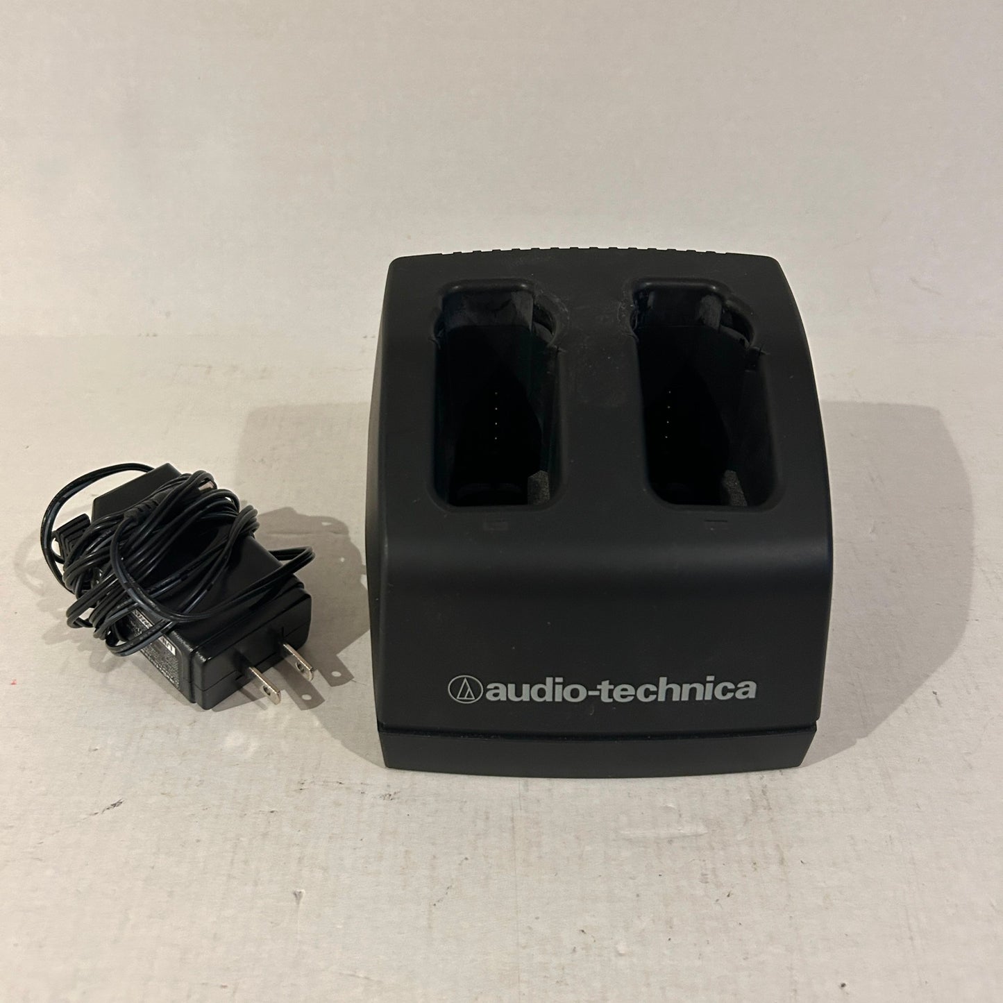 Audio-Technica Microphone Transmitter Two-Bay Recharging Station - ATW-CHG2