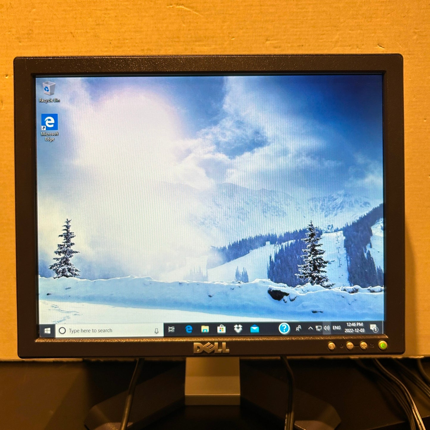 Vintage Dell 15" 4:3 LCD Monitor - E156FP