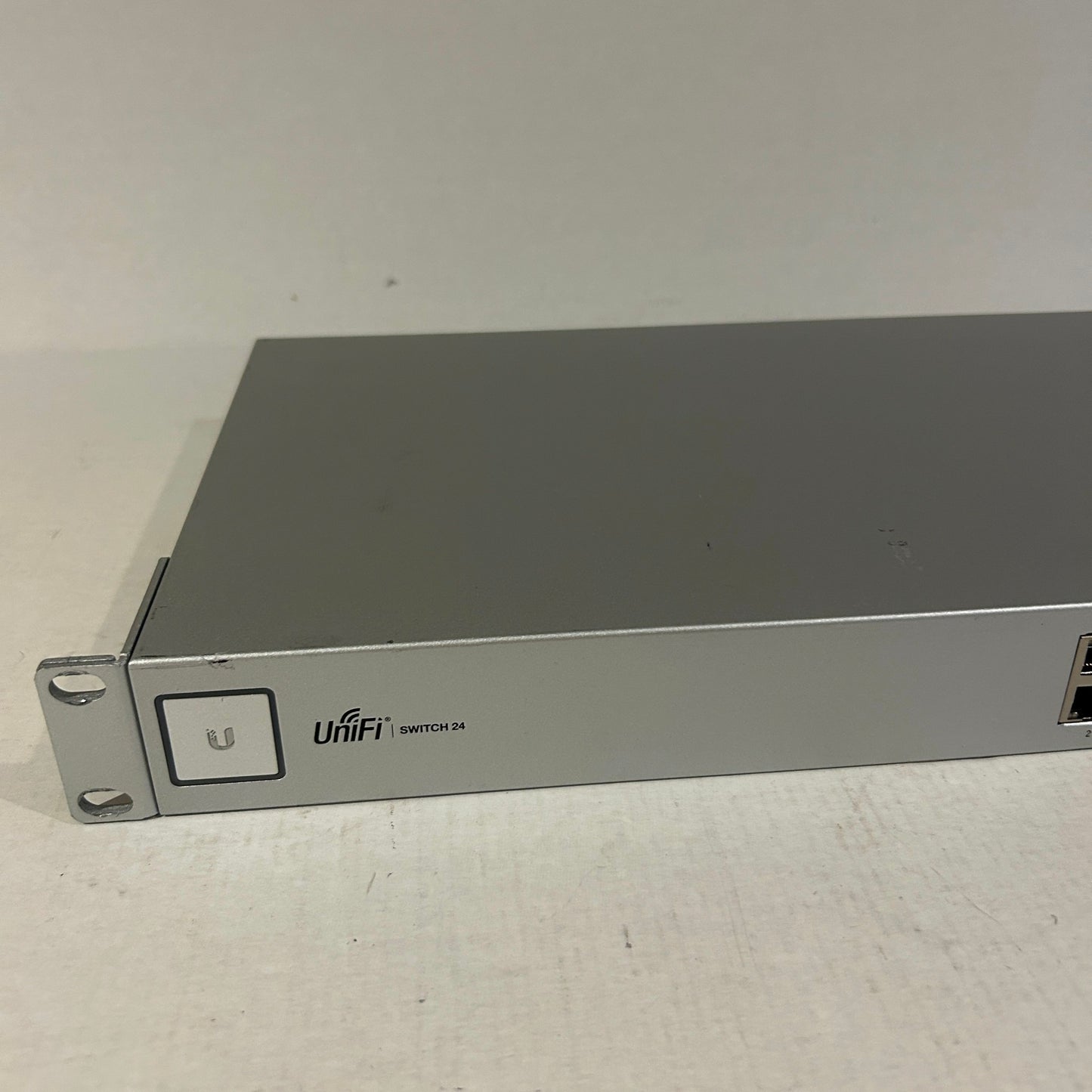 Ubiquity 24 Port Network Switch - USW-24