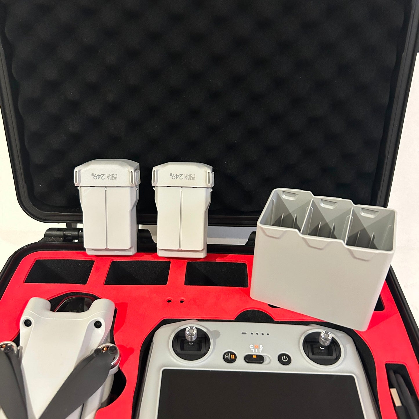 DJI Mini 3 Pro Drone (DJI RC) + Hard Case - 12 Mins Flight Time