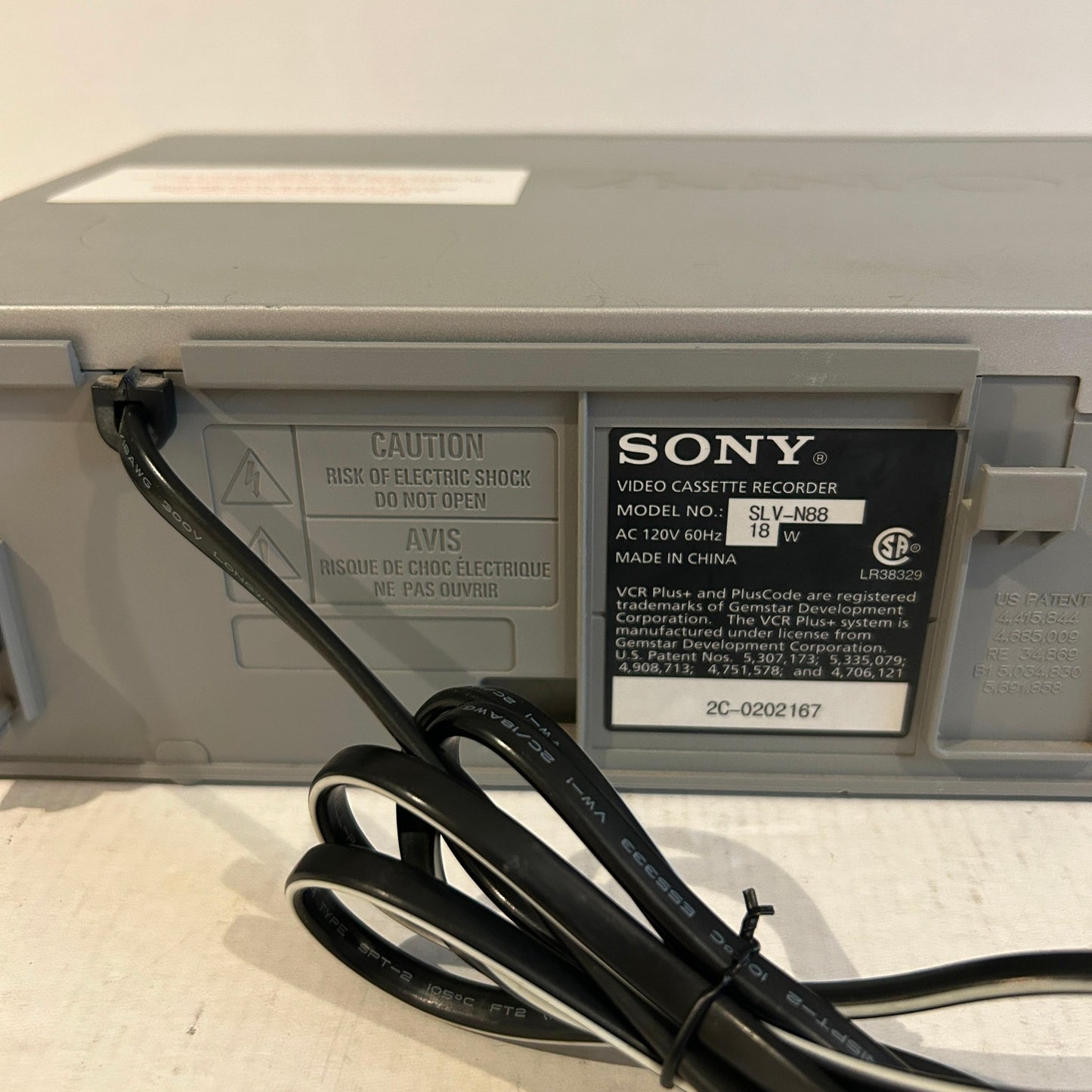 Sony Video Cassette Recorder VCR - SLV-N88