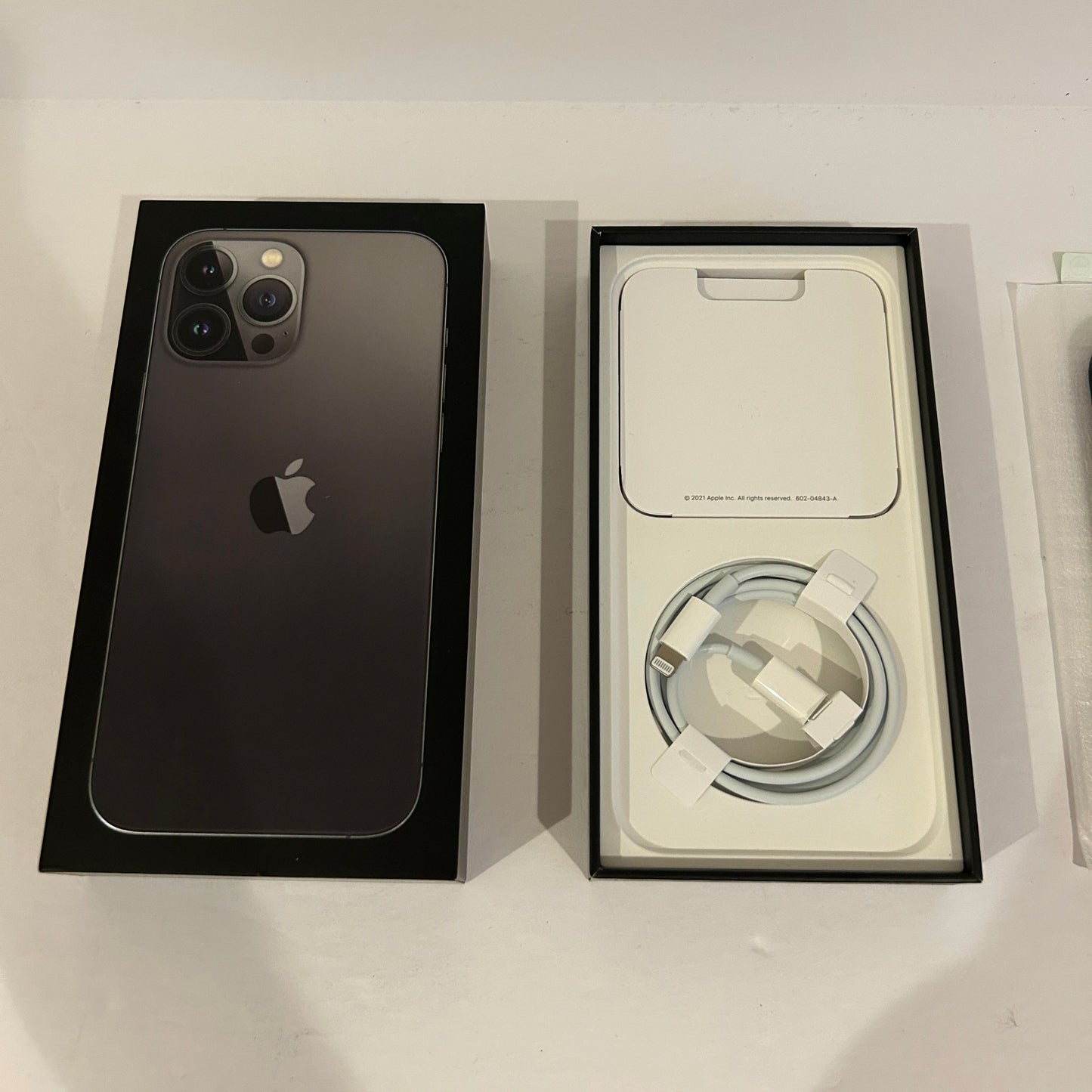 Unlocked 128 GB iPhone 13 Pro Max Graphite