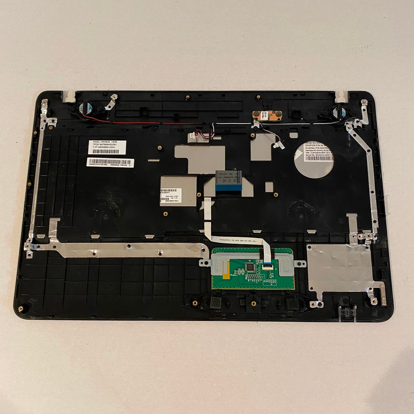 Toshiba Satellite C650D Keyboard and Palm Rest