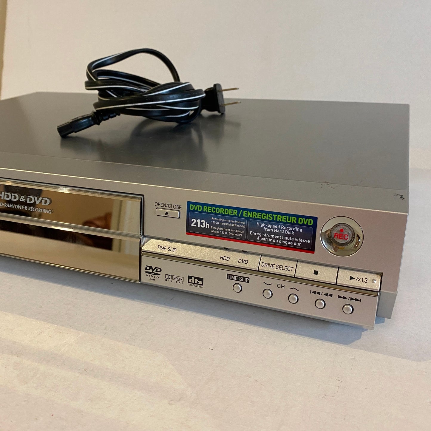 Panasonic DVD HDD Recorder - DMR-E85H