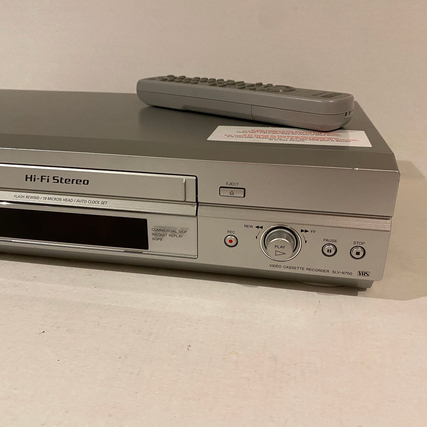 Sony 4 Head Hi-Fi VCR VHS Player Recorder with Remote - SLV-N750