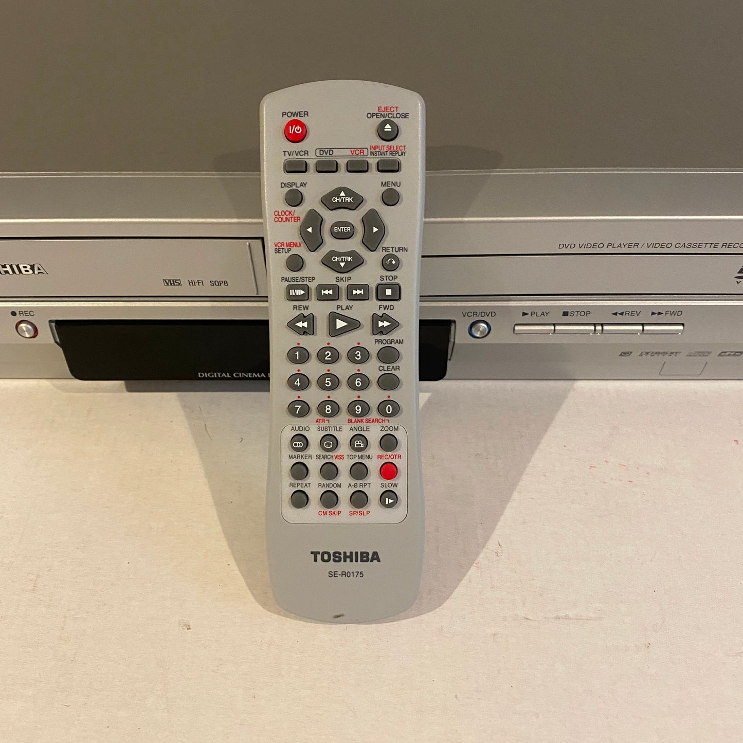 Analog Toshiba VHS DVD Combo Player - SD-V340