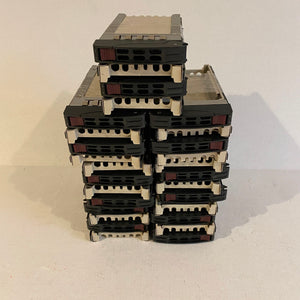 Lot of 28 Supermicro 2.5" HDD Caddy - 05-SC97335-XX00C001