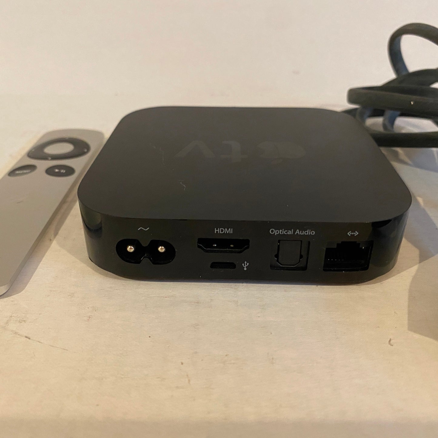 Apple TV (3rd generation) with Remote - A1427