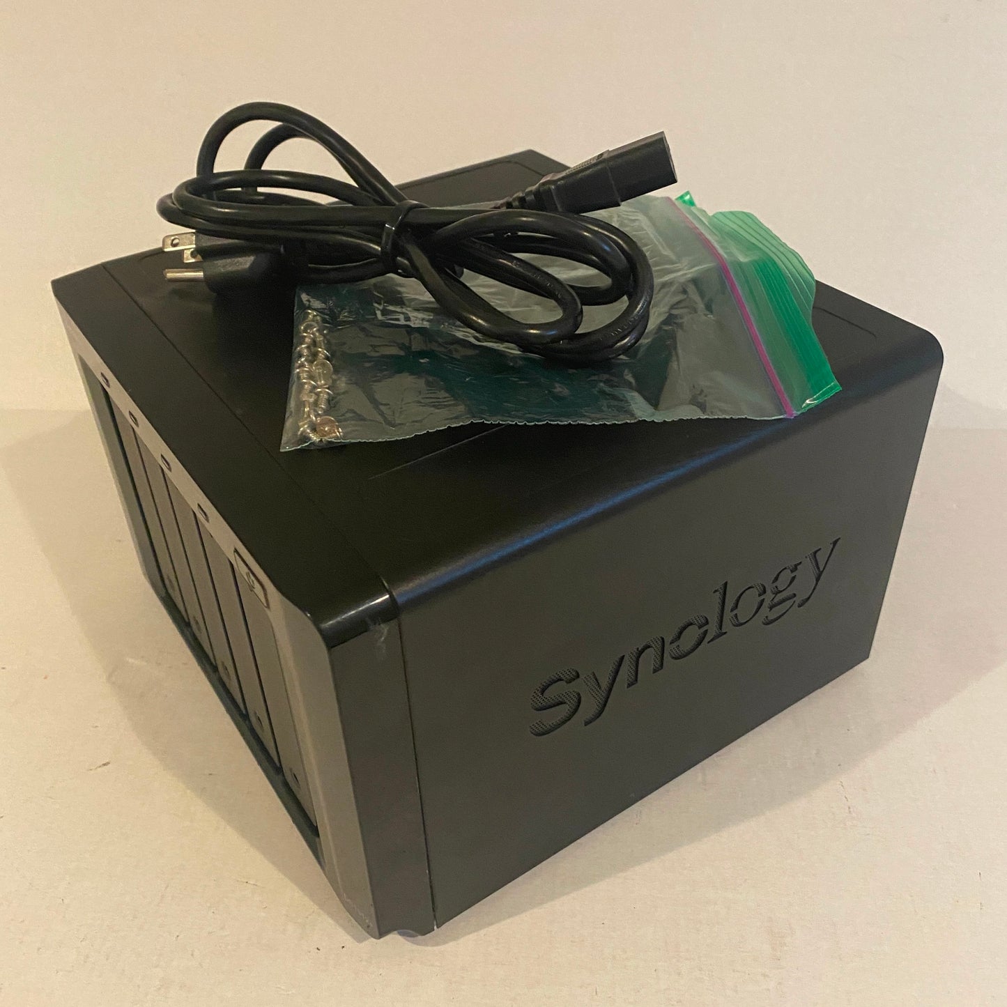 Synology Diskstation 5 Bay Network Attached Storage Device - DS1512+