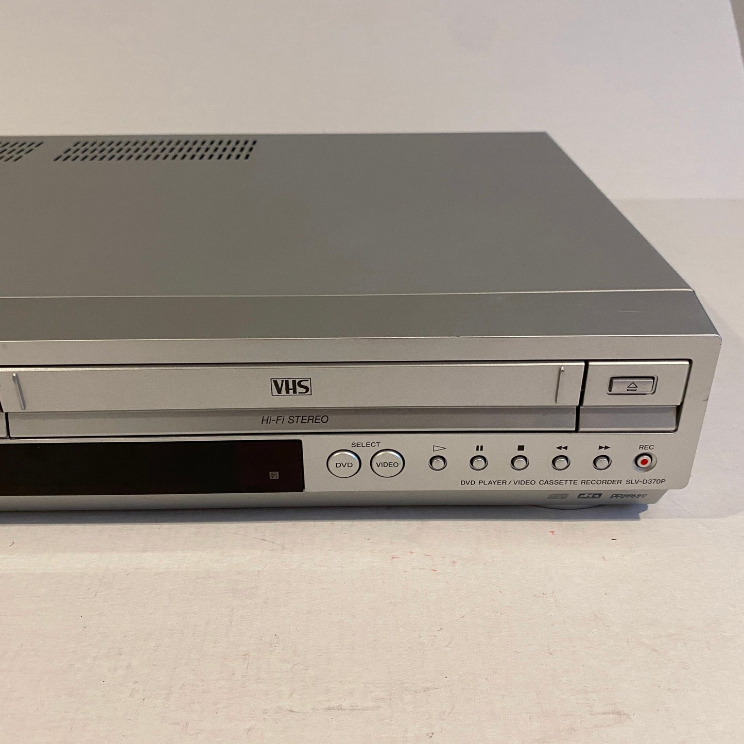 Sony VHS DVD Analog Combo Player with Remote - SLV-D370P