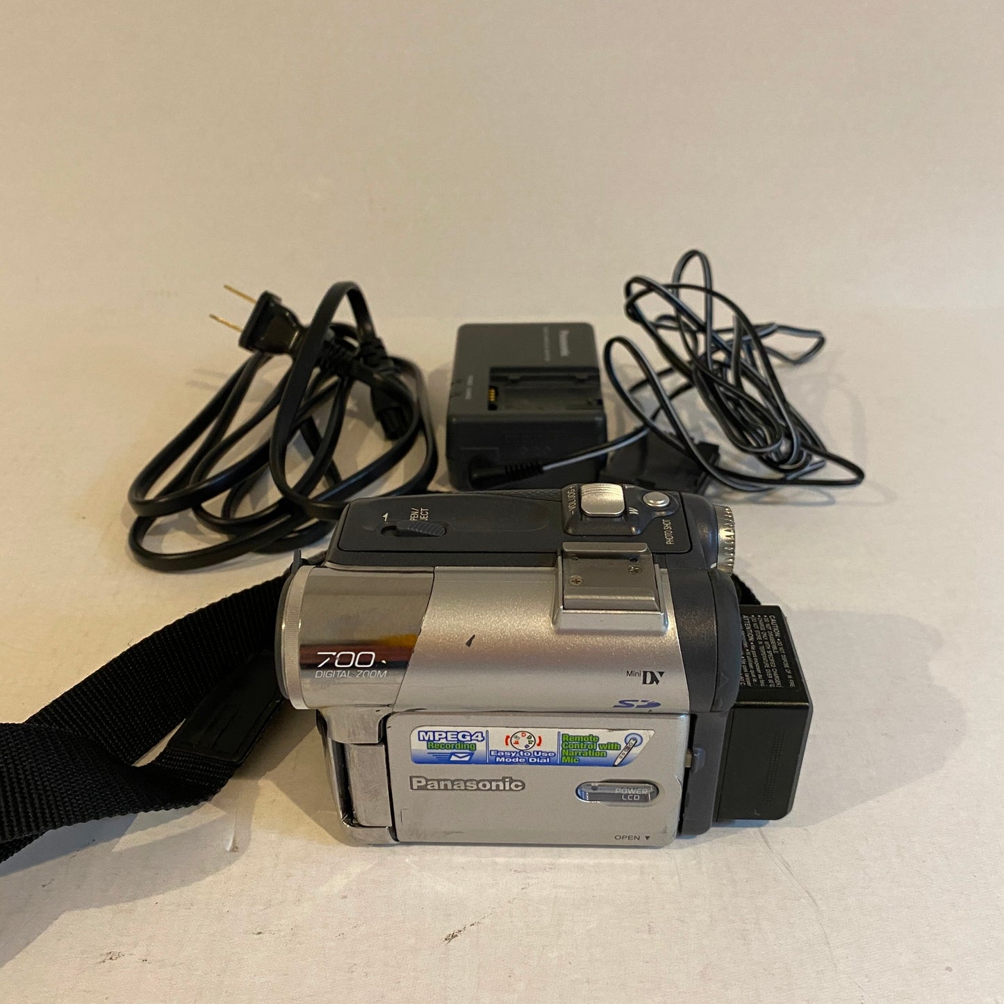 Panasonic MiniDV Camcorder - PV-GS55