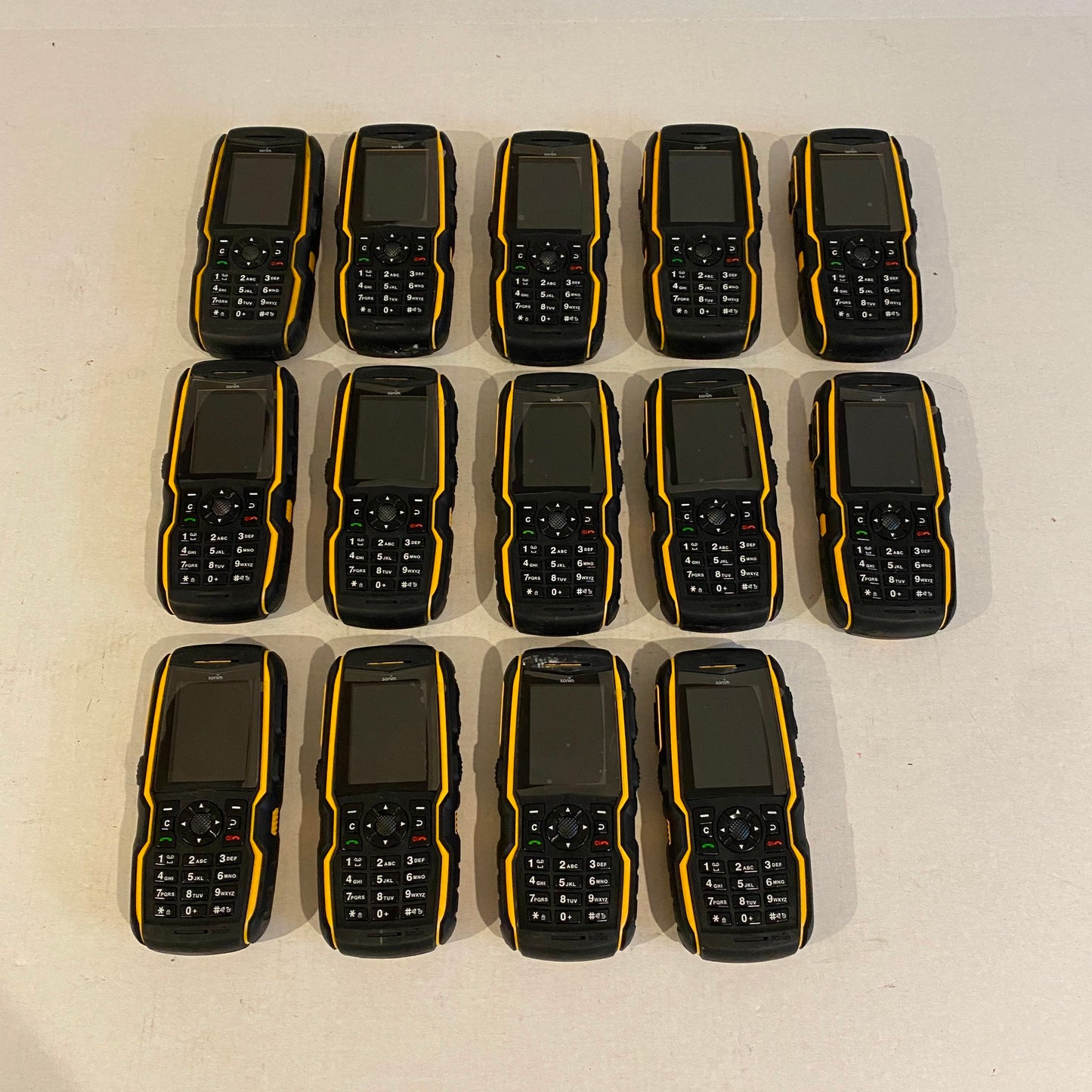 Lot Of 14 - Sonim Bolt SL Rugged Mobile Phone (Bell Canada) - XP1520