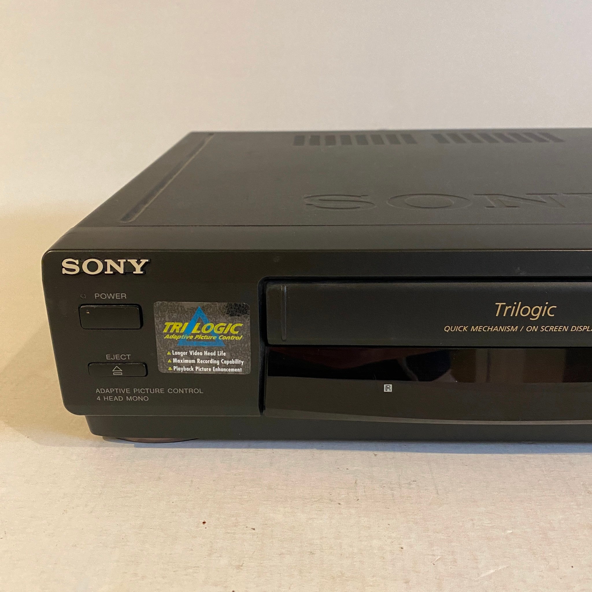 Sony VCR VHS Video Cassette Player with Remote - SLV-478