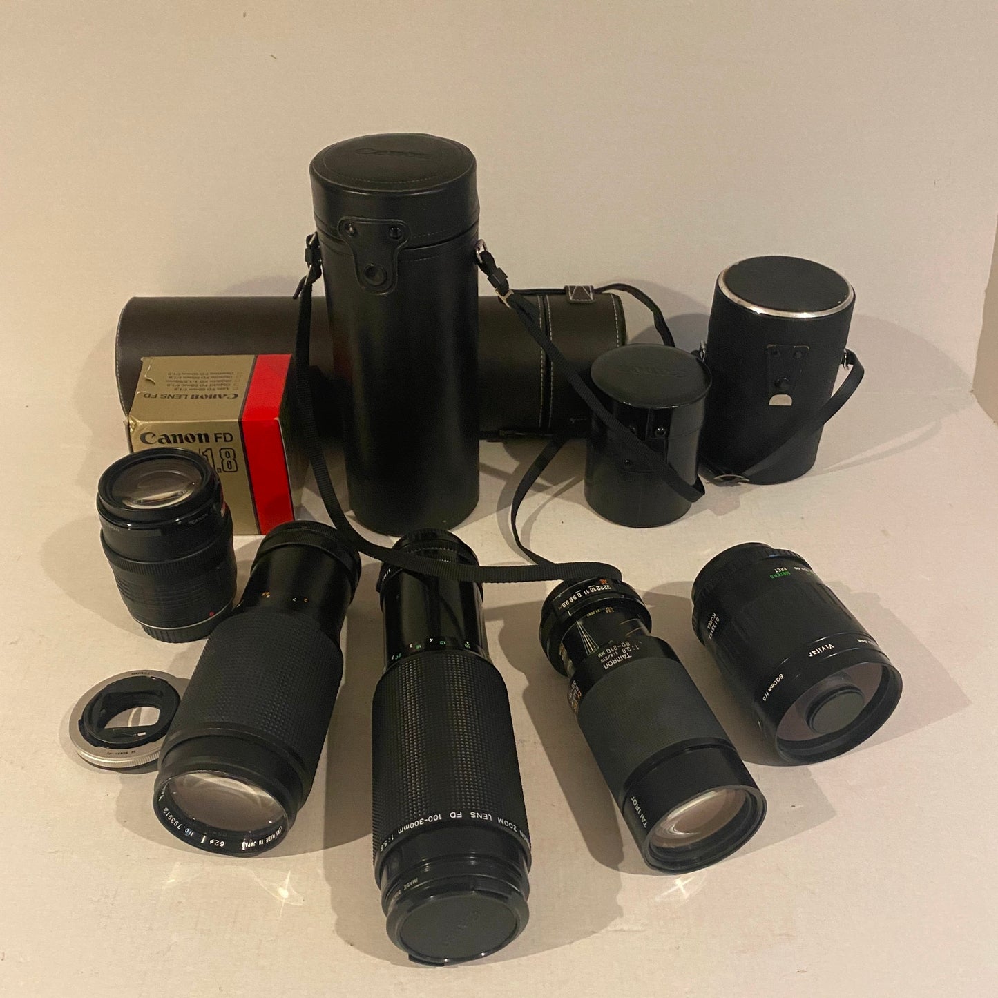 Mixed vintage lot of 6 Camera Lenses and Cases