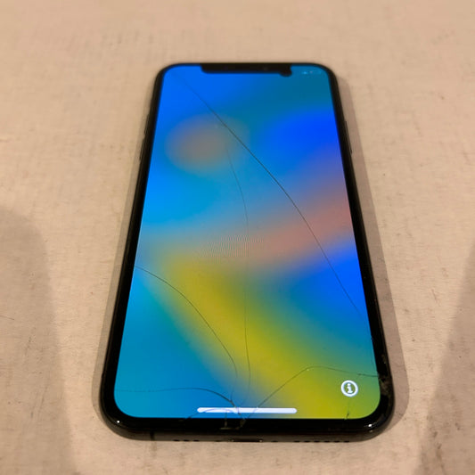 As is: Black 64 GB iPhone Xs Unlocked - Cracked